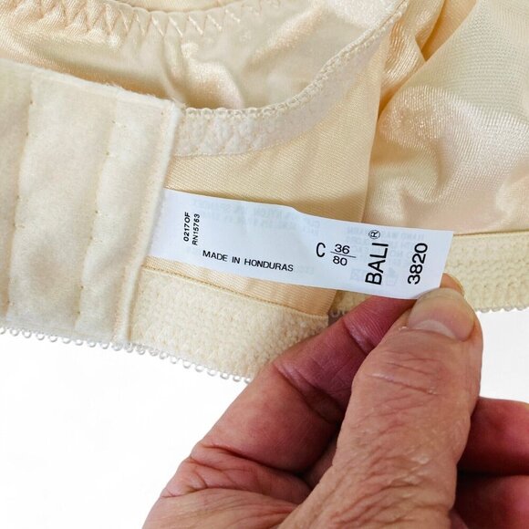 Set of 3 Bali Classic Support Wirefree‎ Bras, Size 36C, Cool Comfort, Nude, New - Picture 4 of 5